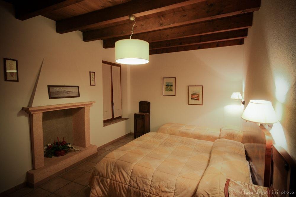 Agriturismo Cascina Boschi Apartment Volta Mantovana Luaran gambar